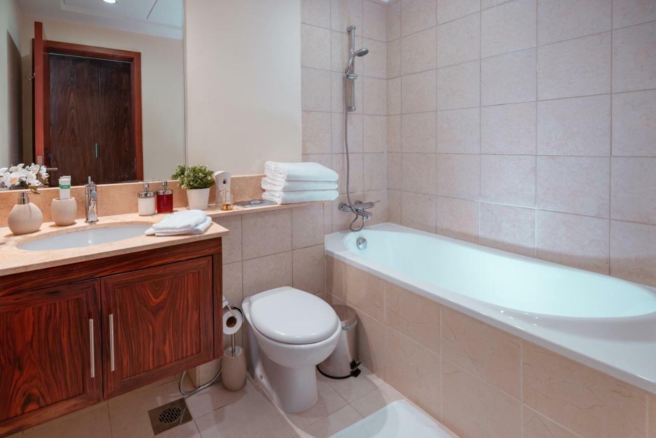 Elite Royal Apartment - Full Burj Khalifa & Fountain View - 2 Bedrooms And 1 Open Bedroom Without Partition ดูไบ ภายนอก รูปภาพ